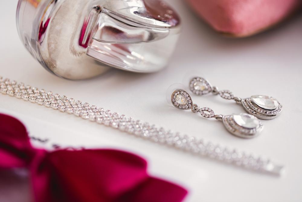 bride-39-s-wedding-accessories-perfume-earrings-2024-08-08-06-16-02-utc.jpg